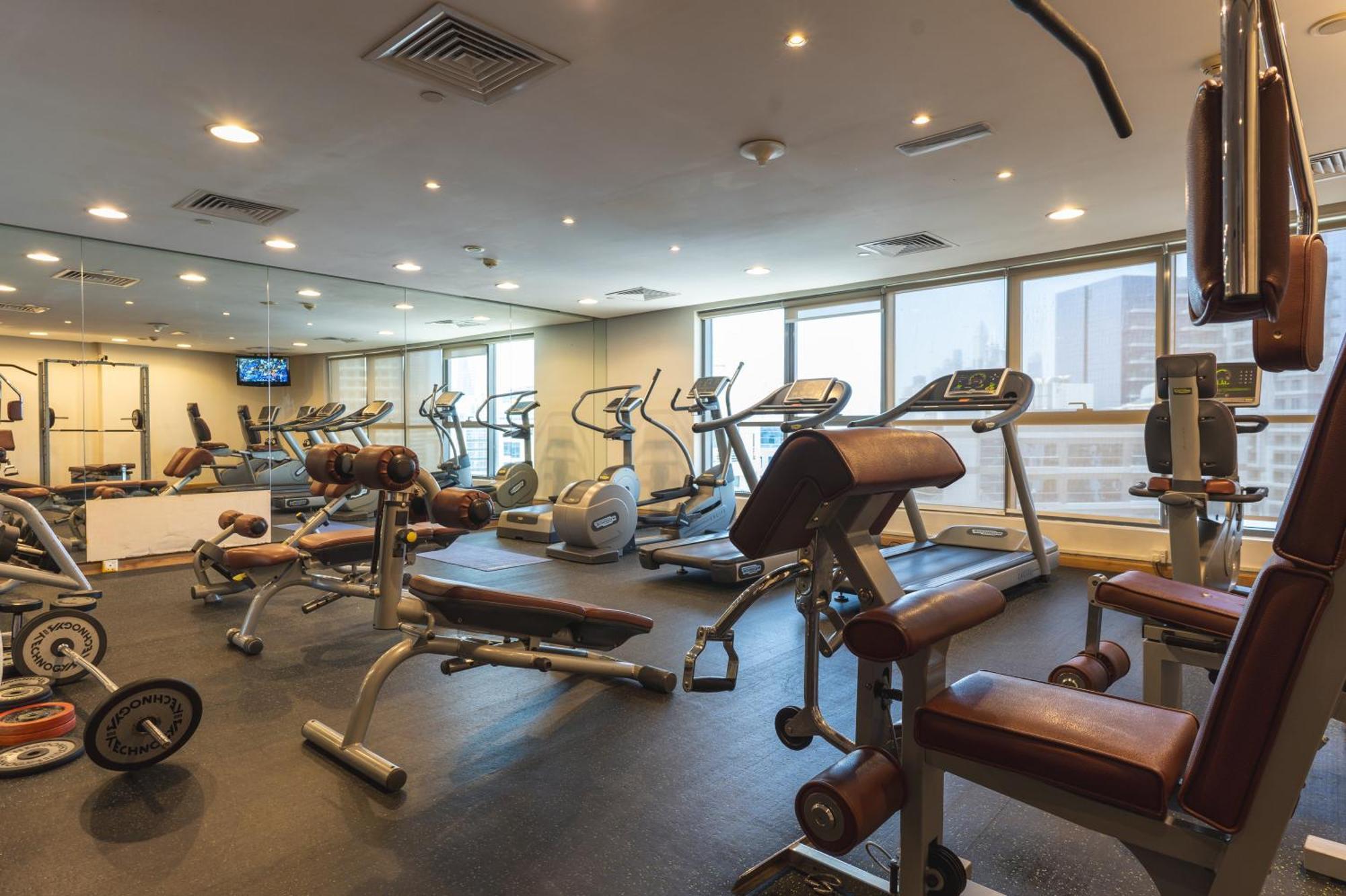 Grand Bellevue Hotel Apartment Дубай Екстериор снимка