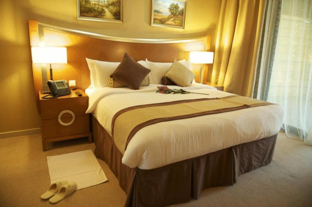 Grand Bellevue Hotel Apartment Дубай Екстериор снимка